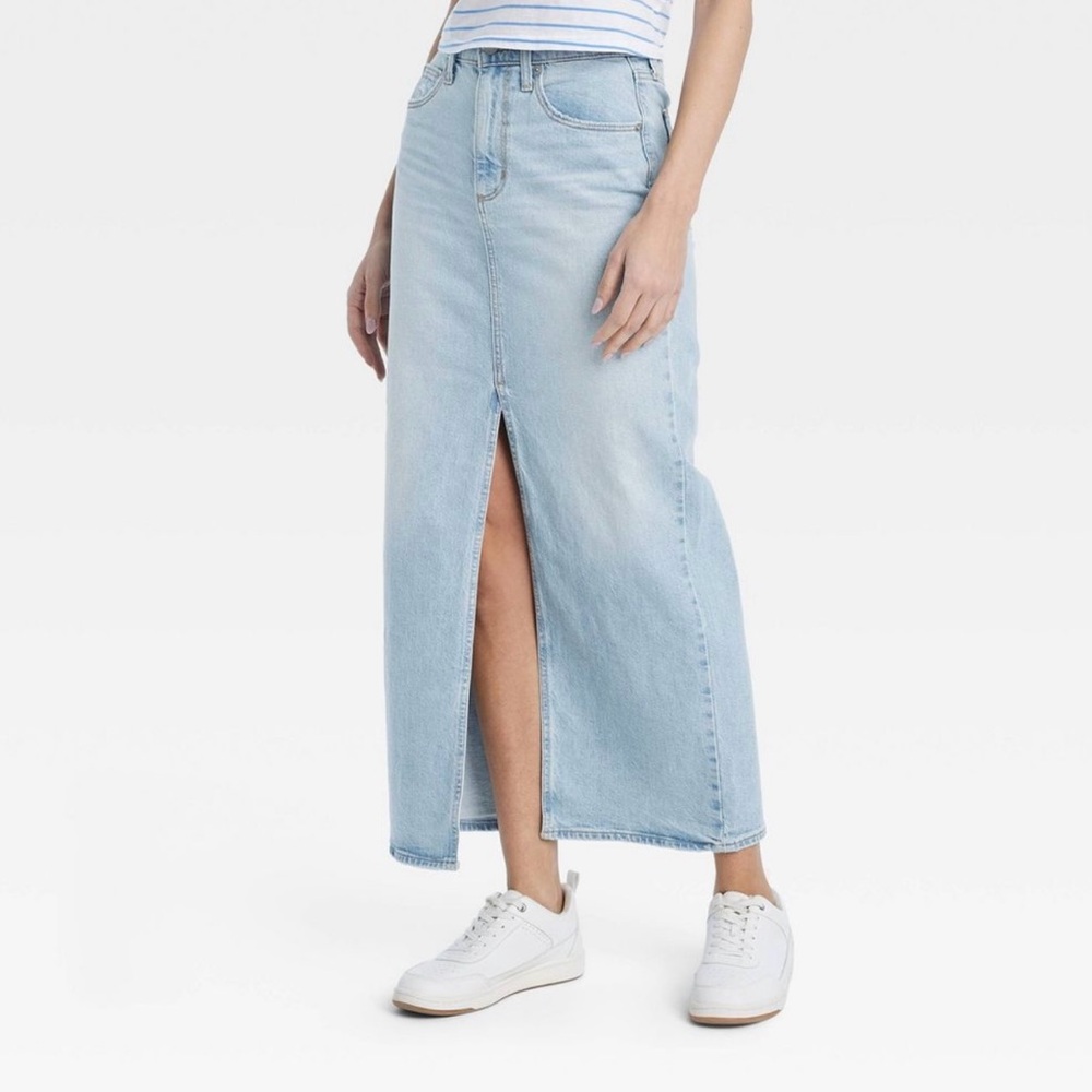 Universal Thread Light Blue Denim Skirt